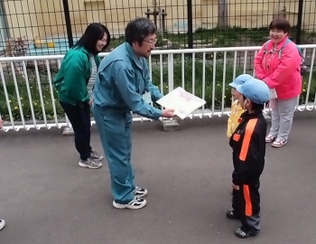 写真:桂恋保育園の園児の皆さん1