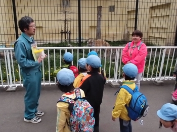 写真:桂恋保育園の園児の皆さん2