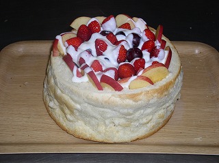 写真：マンドリルのキーボー　誕生ケーキ