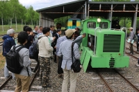 写真：丸瀬布・鶴居村営軌道DLを学ぶ会の様子1