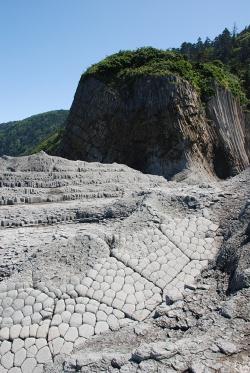 写真：材木岩