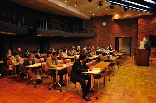 写真：講演会会場の様子