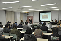 写真：議会報告会の様子4