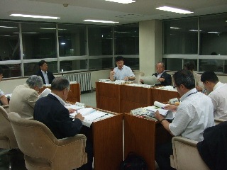 写真：検討委員会