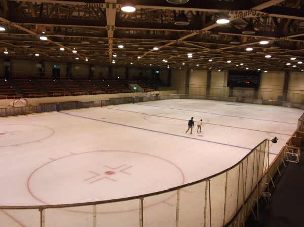 写真：釧路市春採アイスアリーナ　リンク