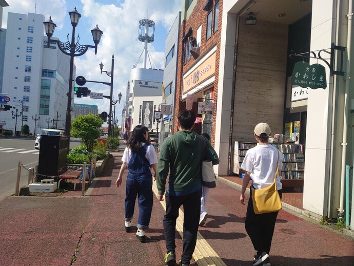 各班のまち歩きの写真3