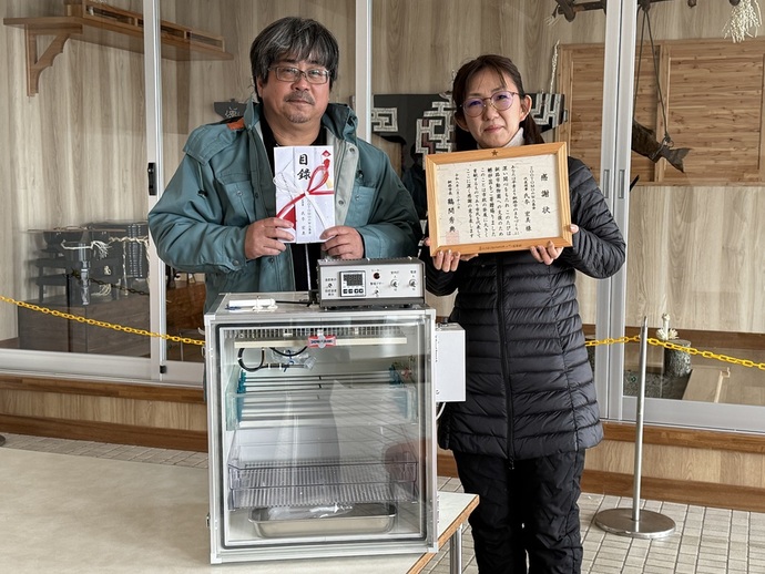 ZOOTOMOのWA基金様より孵卵器のご寄贈
