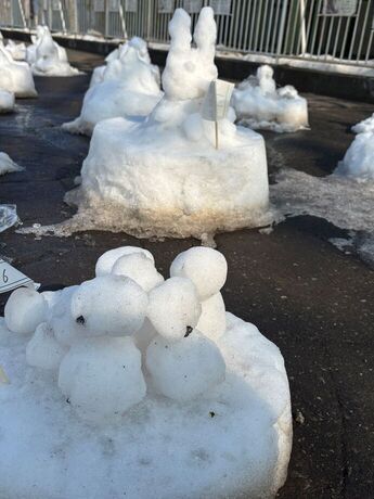 ミニ雪像作り