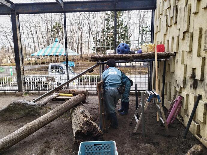 園内作業